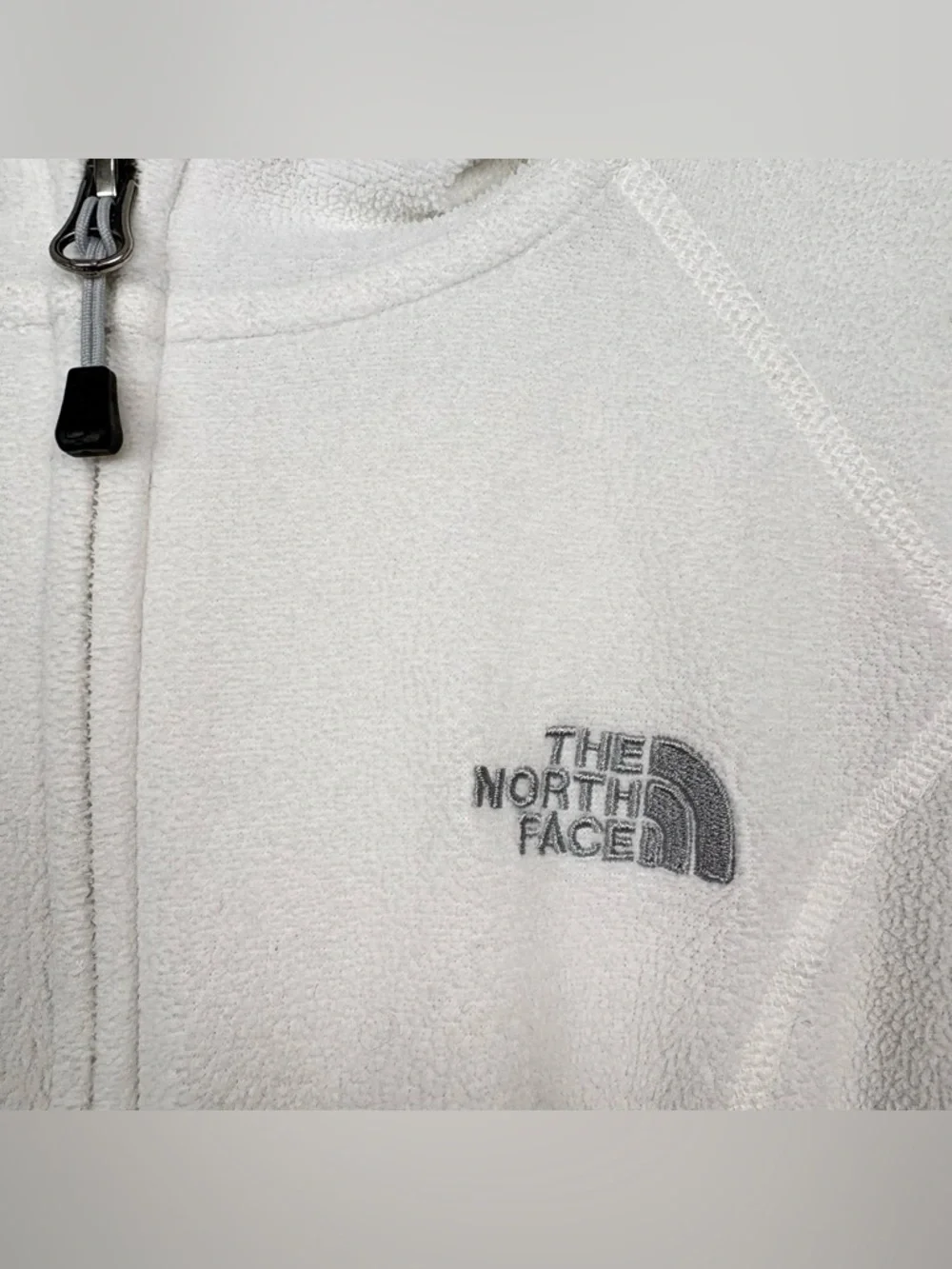 NORTH FACE  Polartec Classic Women’s White Fleece Zip Hoodie Size S